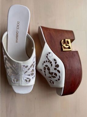 Dolce & Gabbana White Leather Cutout Platform Mules with Wood Wedge & Gold Logo